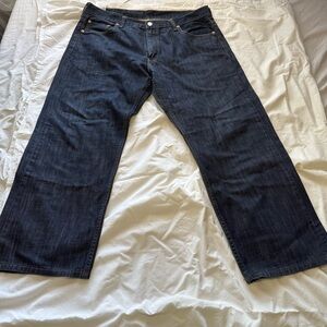 Levi's Men's Relaxed Fit Dark Blue Jeans